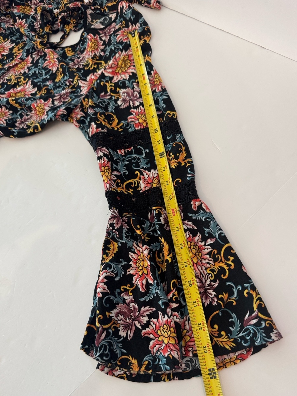 Xhileration Floral V-Neck Long Sleeve Tunic Dress in Black - Picture 14 of 16